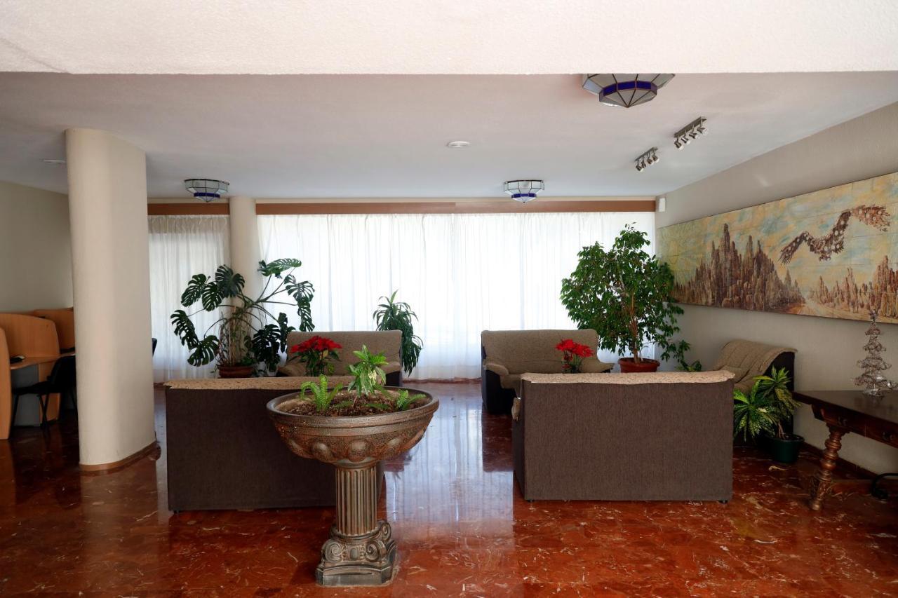 Apartamentos Dc Бенальмадена Екстер'єр фото