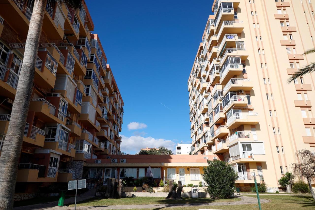 Apartamentos Dc Бенальмадена Екстер'єр фото