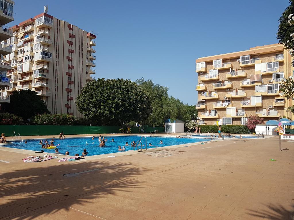 Apartamentos Dc Бенальмадена Екстер'єр фото